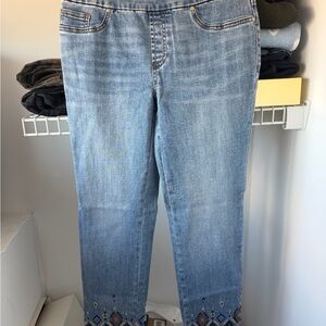 Chicos Embroidered pull on jeggings with gems